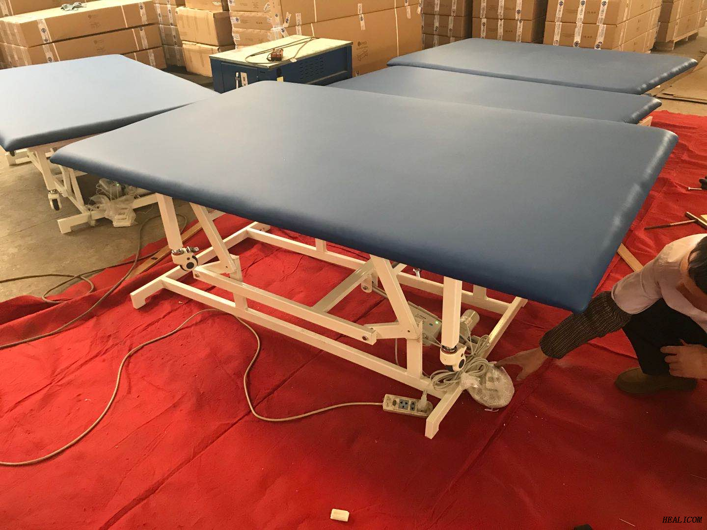 Medical Equipment of Electric PT rehabilitation training  Physiotherapy Bed  with Adjustable Height Function